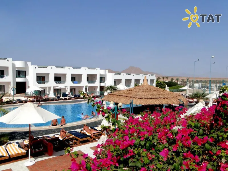 Фото отеля Sharm Holiday Resort 4* Шарм эль Шейх Египет экстерьер и бассейны