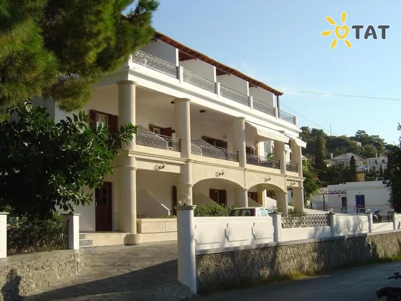 Фото отеля Oasis Hotel 2* Kalymnos Graikija išorė ir baseinai