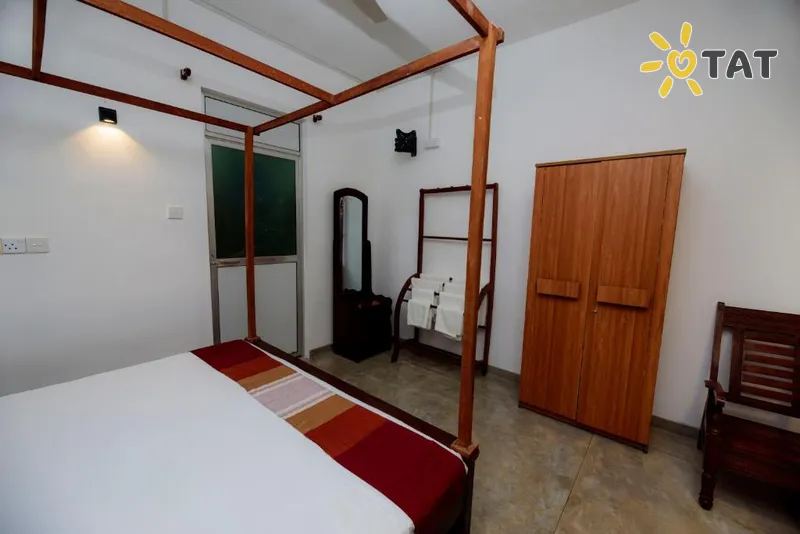 Фото отеля Beach Prime Time Hotel 3* Унаватуна Шри-Ланка номера