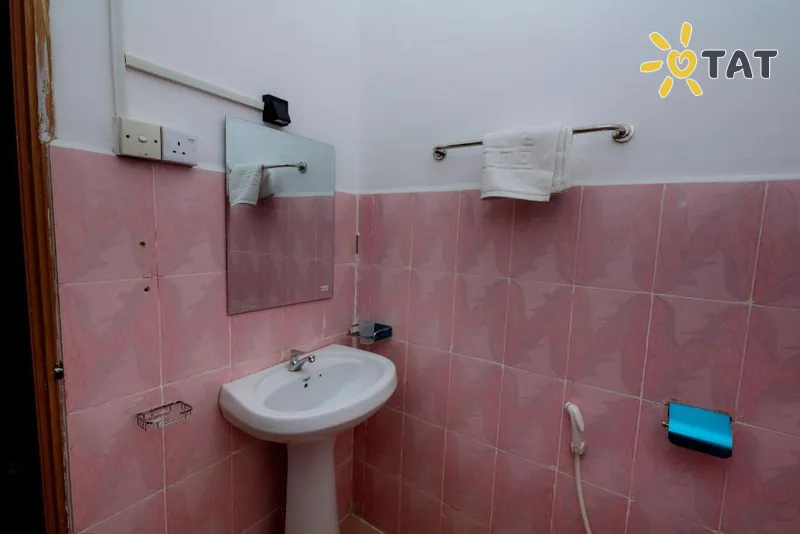 Фото отеля Beach Prime Time Hotel 3* Унаватуна Шри-Ланка номера