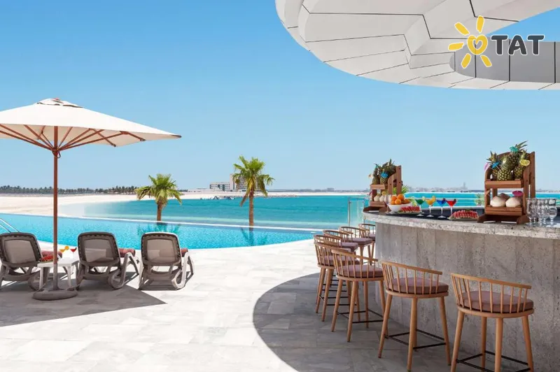 Фото отеля Hampton by Hilton Marjan Island 4* Рас Аль-Хайма ОАЭ экстерьер и бассейны