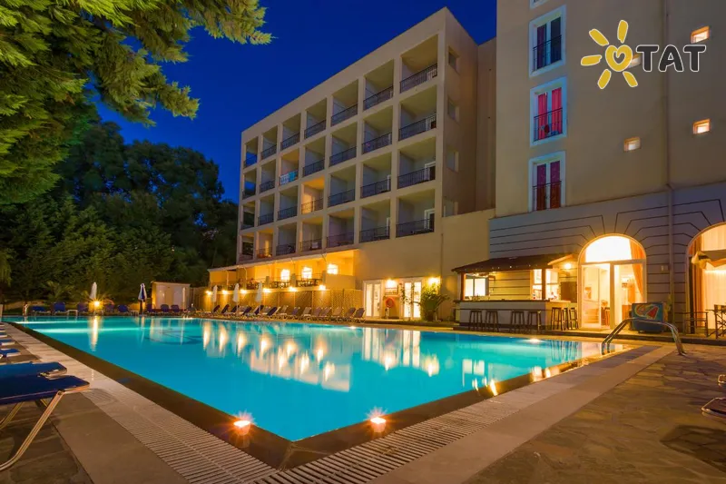 Фото отеля Hellinis Hotel 3* Korfu Graikija išorė ir baseinai