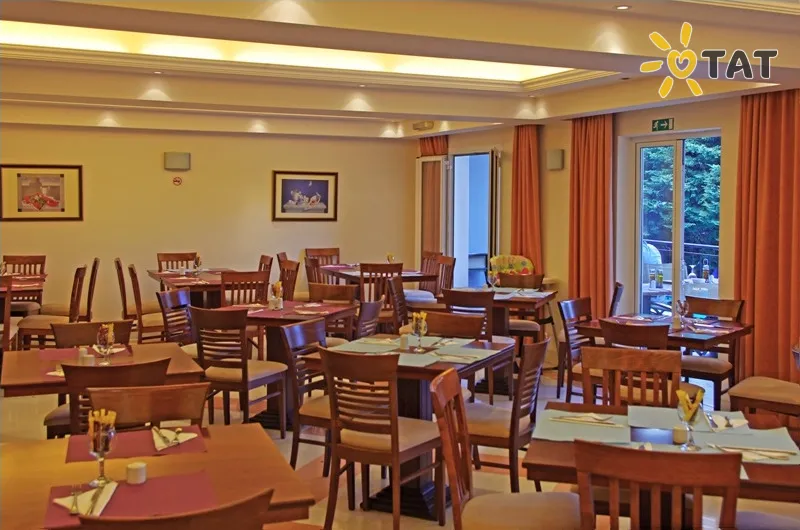 Фото отеля Hellinis Hotel 3* Korfu Graikija barai ir restoranai