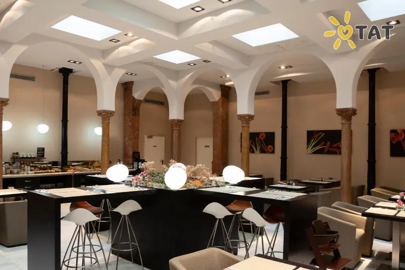Фото отеля Petit Palace Plaza Mаlaga 4* Малага Испания бары и рестораны