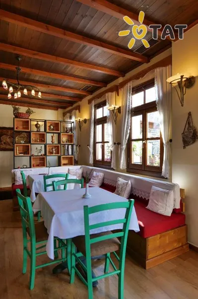 Фото отеля Bineri Hotel 4* Саранда Албания бары и рестораны
