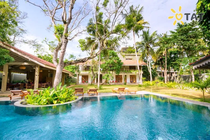 Фото отеля Serenmo 4* Хиккадува Шри-Ланка экстерьер и бассейны