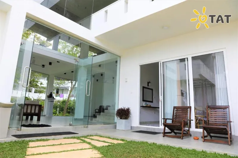Фото отеля Kaya Villa 2* Hikaduva Šri Lanka išorė ir baseinai
