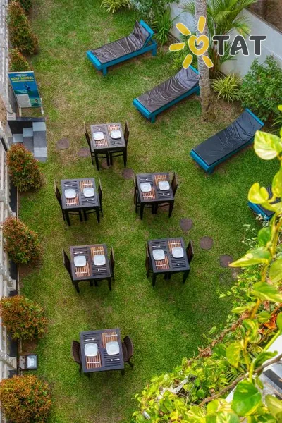 Фото отеля L&D Stay Inn 3* Hikaduva Šri Lanka išorė ir baseinai