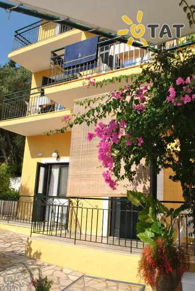 Фото отеля Helios Hotel 3* о. Корфу Греция экстерьер и бассейны