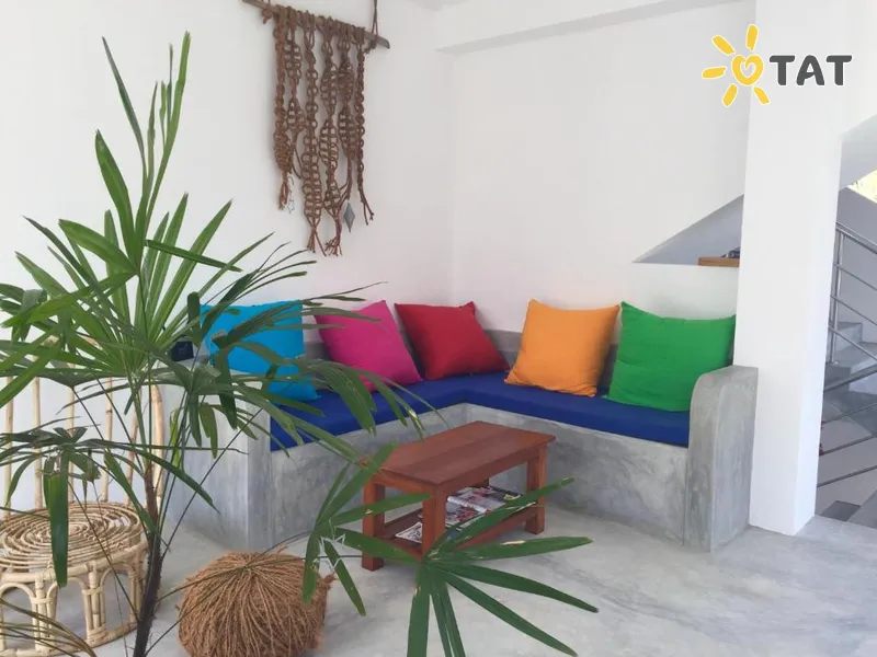 Фото отеля Jippie The Villa 2* Хиккадува Шри-Ланка экстерьер и бассейны