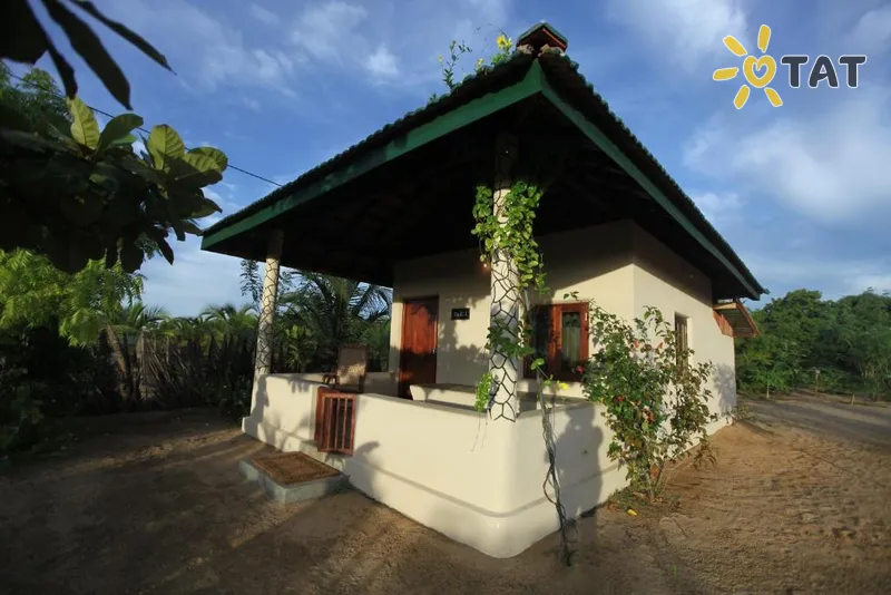 Фото отеля Paper Moon Kudils 3* Arugamas līcis Šrilanka ārpuse un baseini