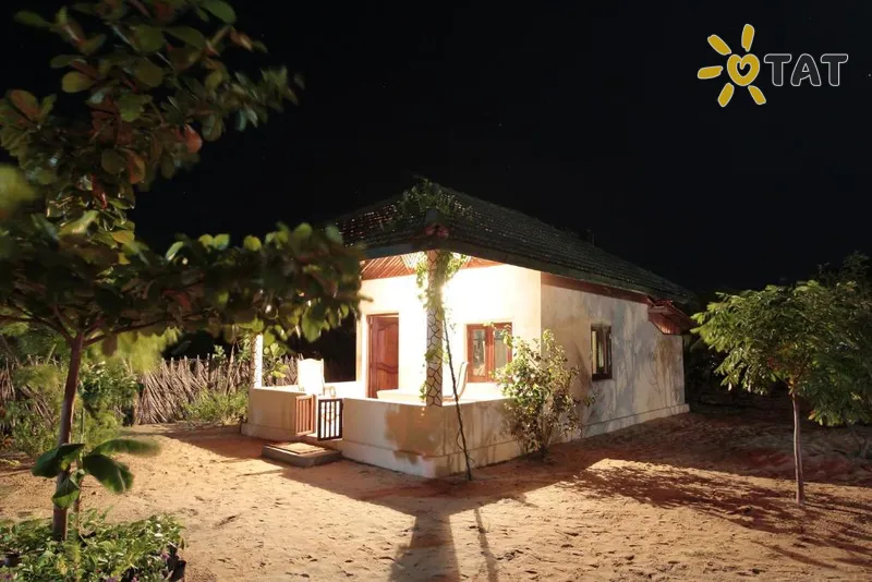 Фото отеля Paper Moon Kudils 3* Arugamas līcis Šrilanka ārpuse un baseini