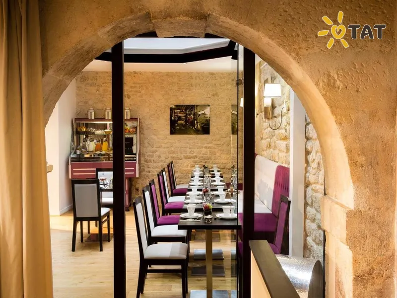 Фото отеля Jacques De Molay 3* Parīze Francija bāri un restorāni