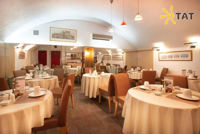 Фото отеля Pavillon Bastille 3* Paryžius Prancūzija barai ir restoranai