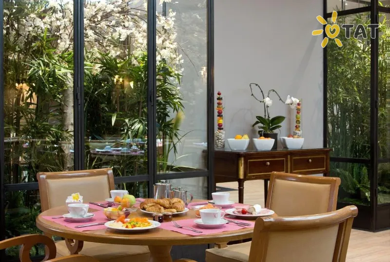 Фото отеля Le Littre Hotel 4* Paryžius Prancūzija barai ir restoranai