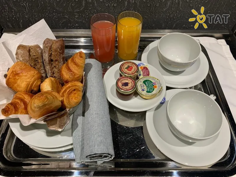 Фото отеля Victoria Palace 5* Parīze Francija bāri un restorāni