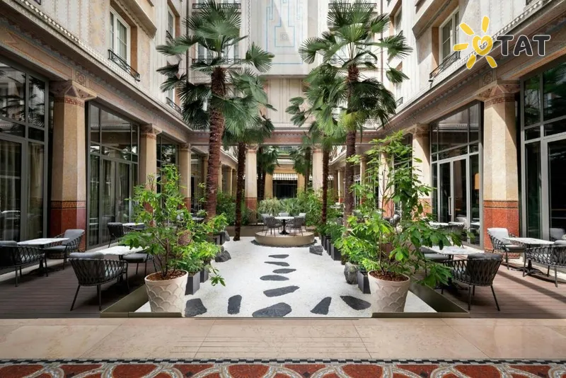 Фото отеля Prince De Galles 5* Paryžius Prancūzija išorė ir baseinai
