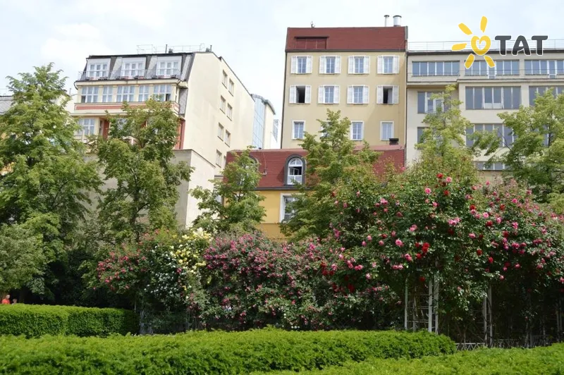 Фото отеля Adria Hotel Prague 4* Прага Чехия экстерьер и бассейны