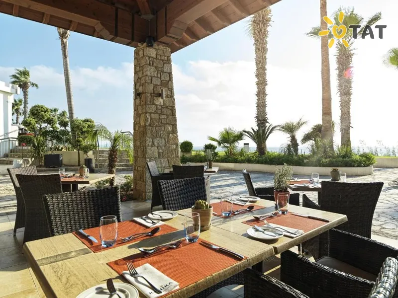 Фото отеля Alexander the Great Beach Hotel 4* Patosas Kipras barai ir restoranai