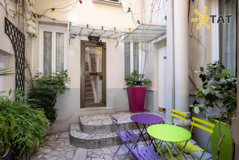 Фото отеля Marais de Launay Hotel 3* Parīze Francija ārpuse un baseini