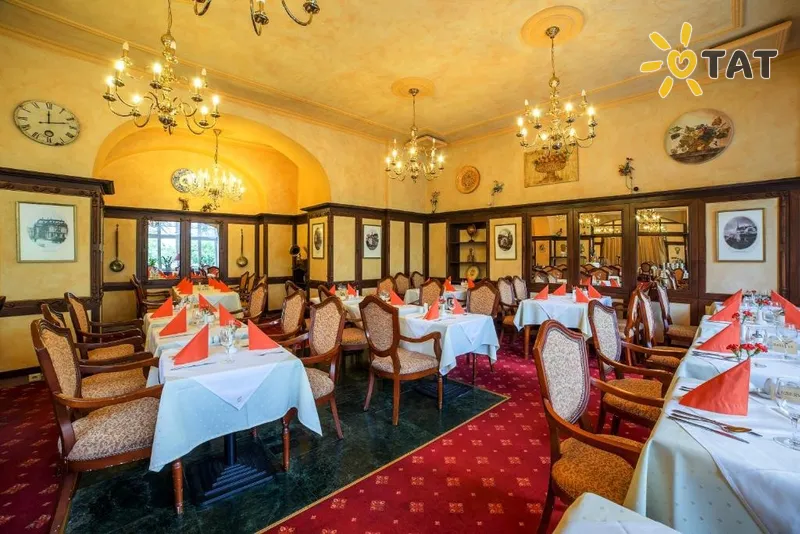Фото отеля Interhotel Central 4* Karlovi Varai Čekija barai ir restoranai