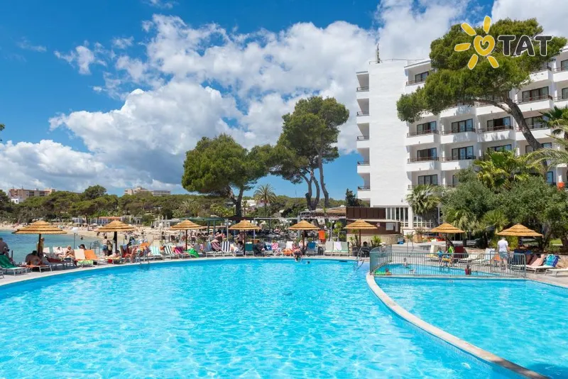 Фото отеля Leonardo Royal Ibiza Santa Eulalia Hotel 4* par. Ibiza Spānija ārpuse un baseini
