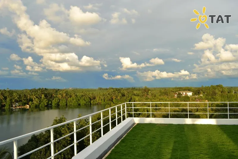 Фото отеля 33 Lake Terrace 5* Hikaduva Šrilanka ārpuse un baseini