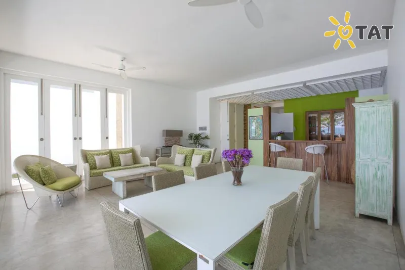 Фото отеля Sri Sharavi Beach Villas & Spa 4* Мирисса Шри-Ланка номера