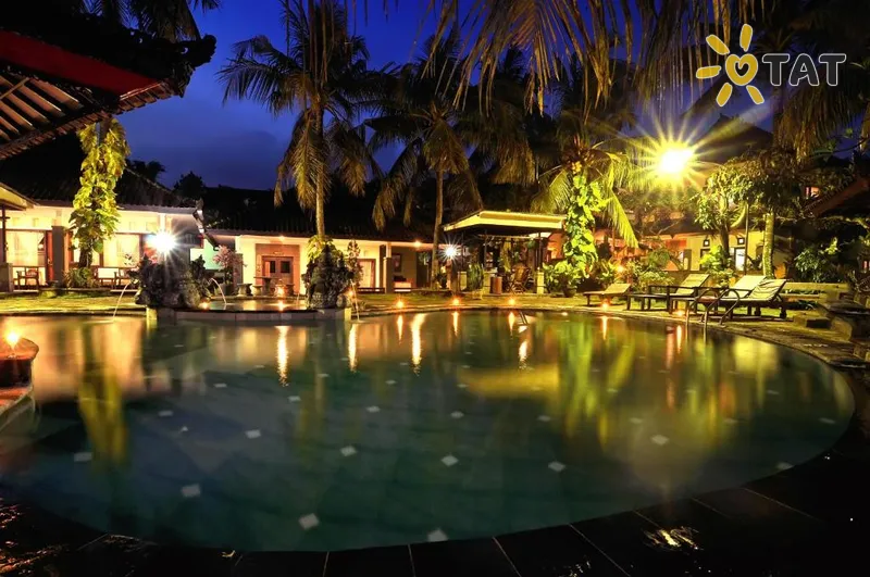 Фото отеля Dewi Sinta Hotel & Restaurant 3* Кута (о. Балі) Індонезія екстер'єр та басейни