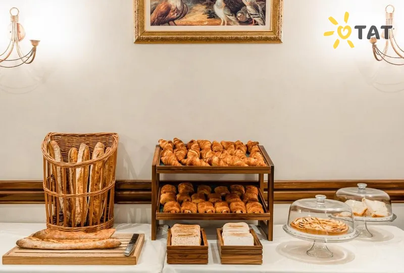 Фото отеля Villa Beaumarchais 4* Париж Франція бари та ресторани