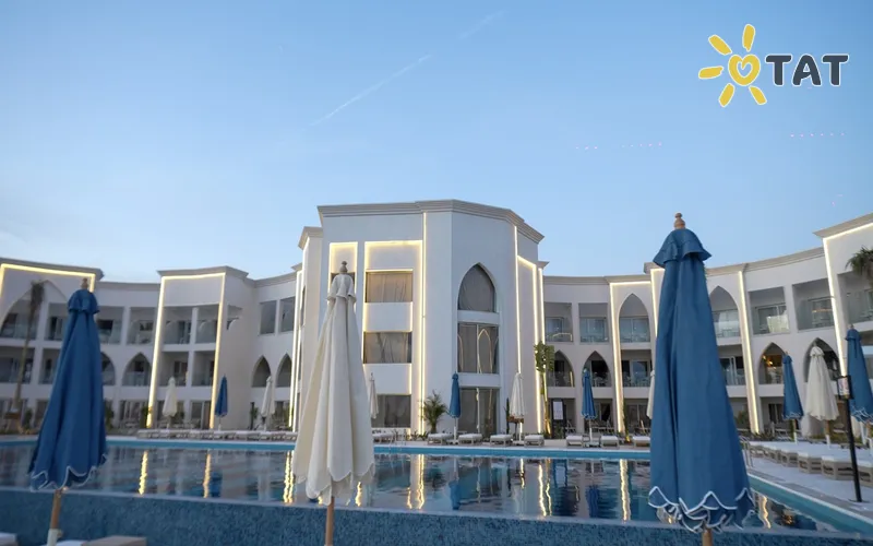 Фото отеля Posh Club by Sunrise Remal Beach 5* Шарм эль Шейх Египет экстерьер и бассейны