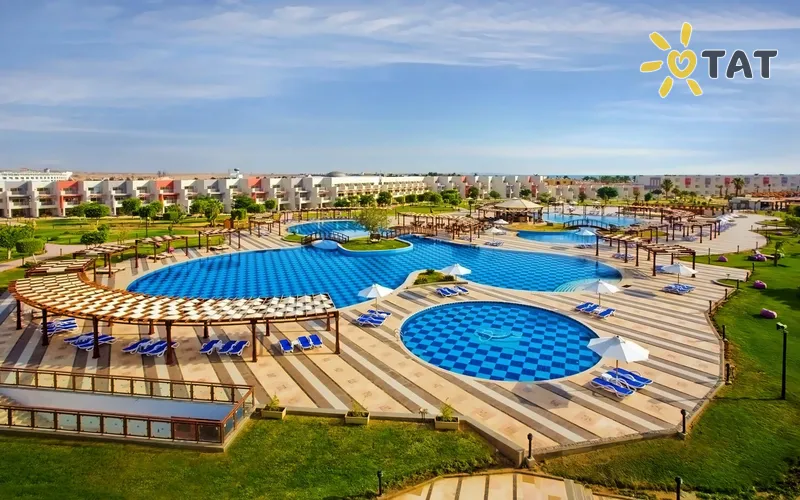 Фото отеля Posh Club by Sunrise Crystal Bay Resort 5* Сафага Єгипет екстер'єр та басейни