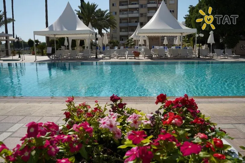 Фото отеля Ajax Hotel 4* Лімассол Кіпр екстер'єр та басейни