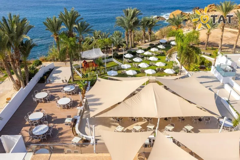 Фото отеля Queens Bay Hotel 3* Patoss Kipra ārpuse un baseini