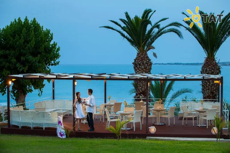 Фото отеля Queens Bay Hotel 3* Patoss Kipra bāri un restorāni
