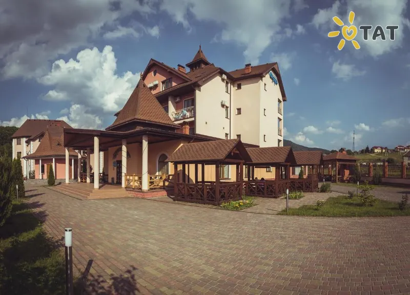 Фото отеля Серебряный Водограй 3* Поляна Украина - Карпаты экстерьер и бассейны