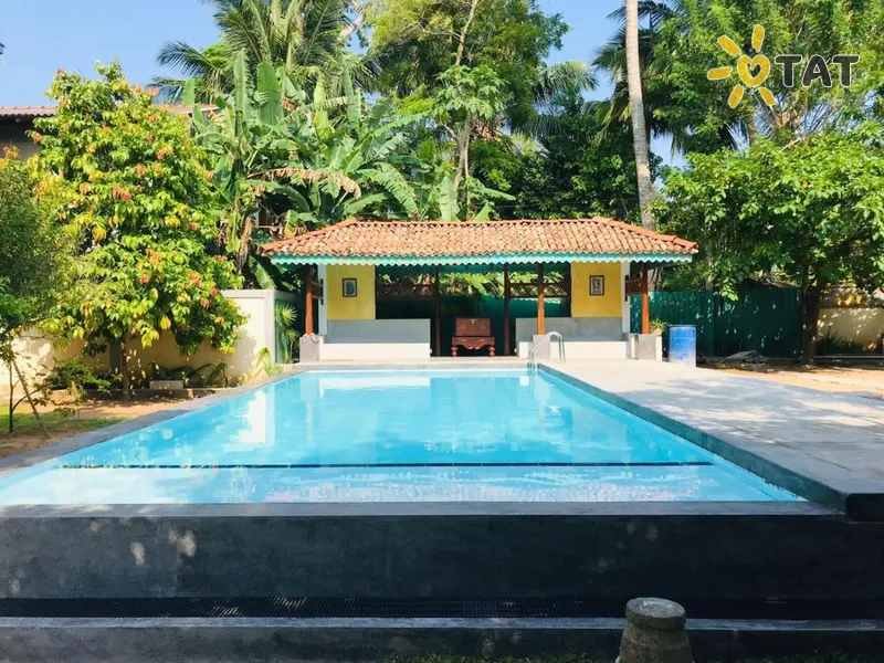 Фото отеля Hiding Unawatuna 3* Унаватуна Шрі-Ланка екстер'єр та басейни