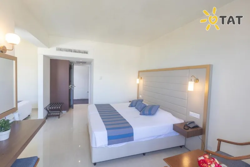 Фото отеля Iliada Beach Hotel 4* Protaras Kipra cipariem