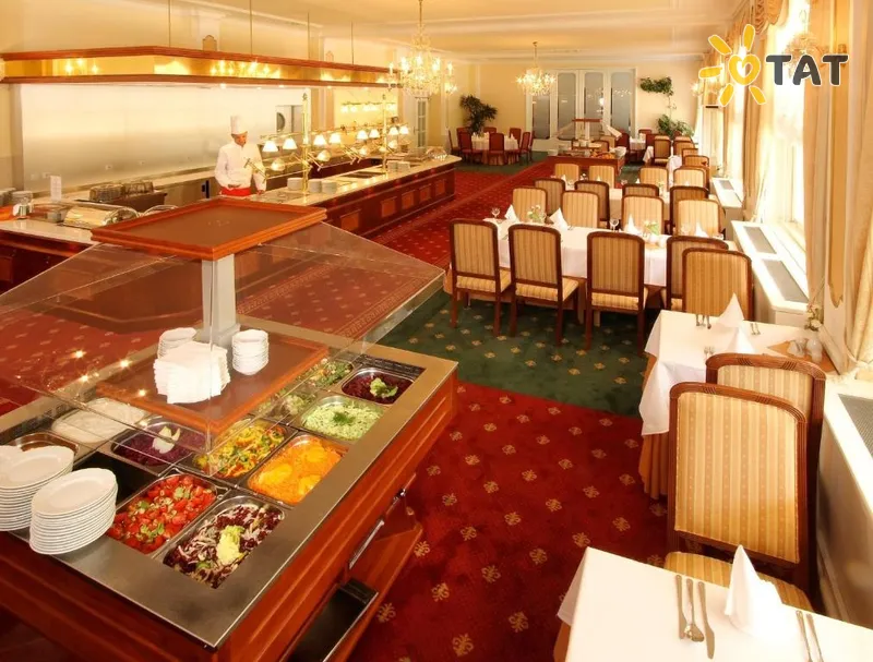 Фото отеля Richmond Parkhotel 4* Karlovi Vari Čehu bāri un restorāni