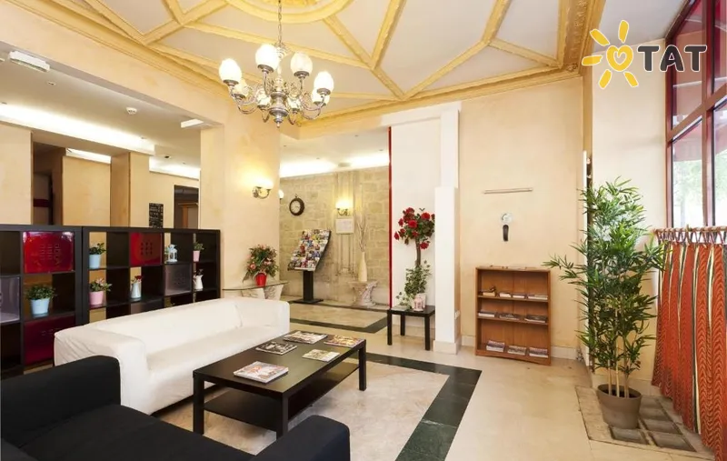 Фото отеля Ferney Republique Hotel 2* Париж Франція лобі та інтер'єр