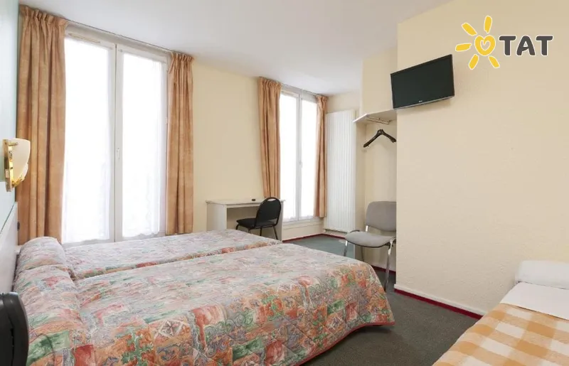 Фото отеля Ferney Republique Hotel 2* Париж Франція номери