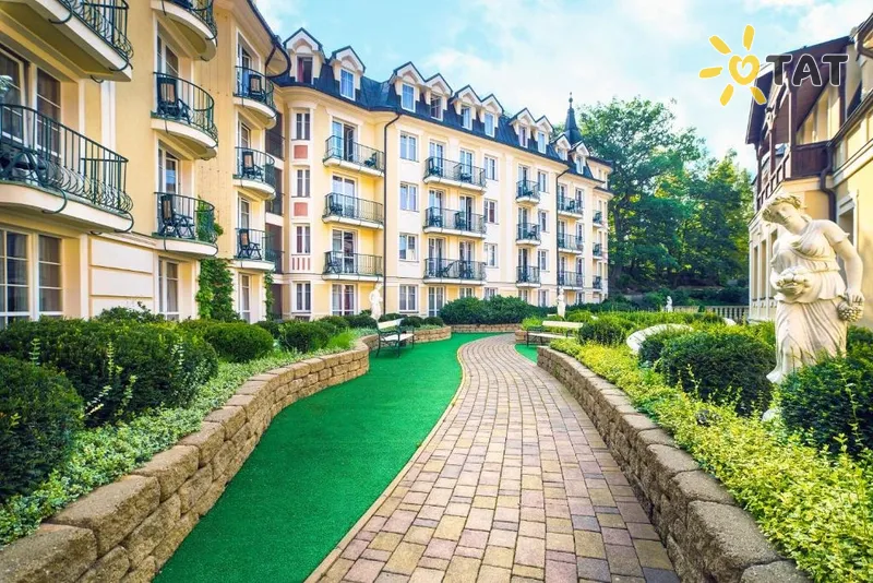 Фото отеля Carlsbad Plaza Medical Spa & Wellness Hotel 5* Karlovi Vari Čehu ārpuse un baseini