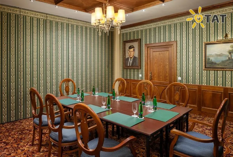 Фото отеля Carlsbad Plaza Medical Spa & Wellness Hotel 5* Karlovi Vari Čehu cits