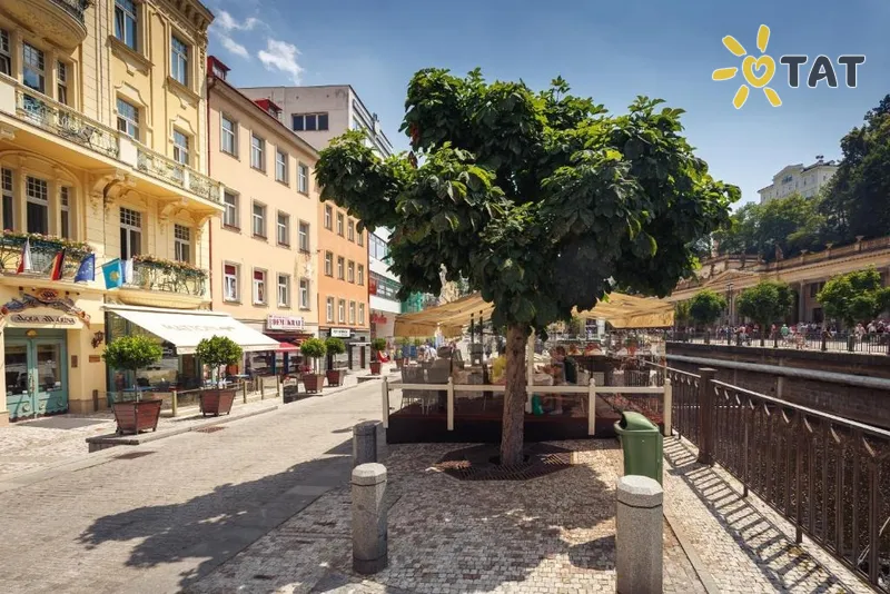 Фото отеля Aqua Marina Boutique Spa Hotel 4* Karlovi Vari Čehu ārpuse un baseini