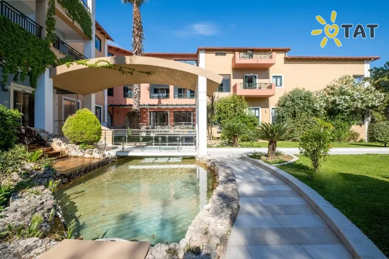 Фото отеля Mediterranean Beach Resort 5* par. Zakinta Grieķija ārpuse un baseini