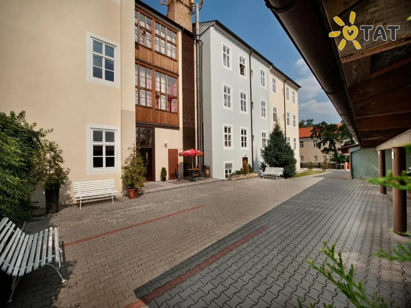 Фото отеля EA Hotel Jeleni Dvur 3* Прага Чехия экстерьер и бассейны