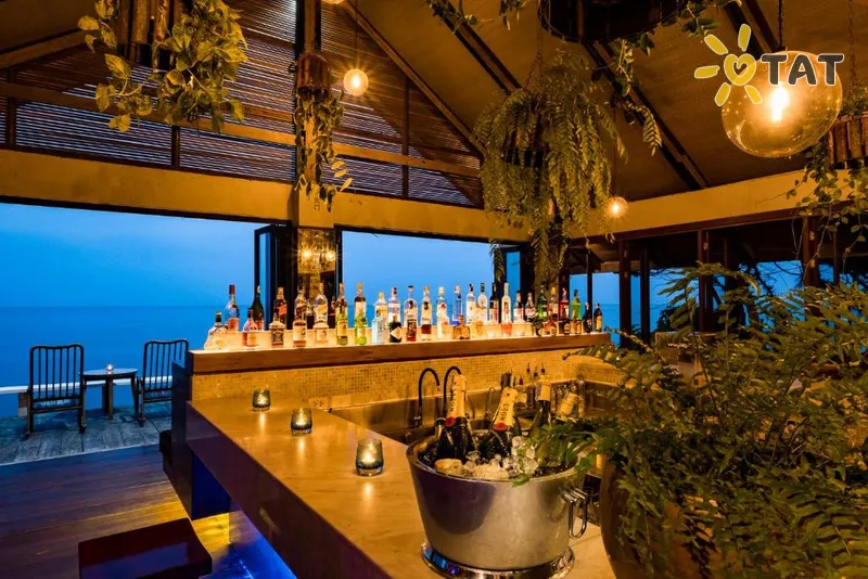 Фото отеля Let's Sea Hua Hin Al Fresco Resort 5* Čama un Huahina Taizeme bāri un restorāni