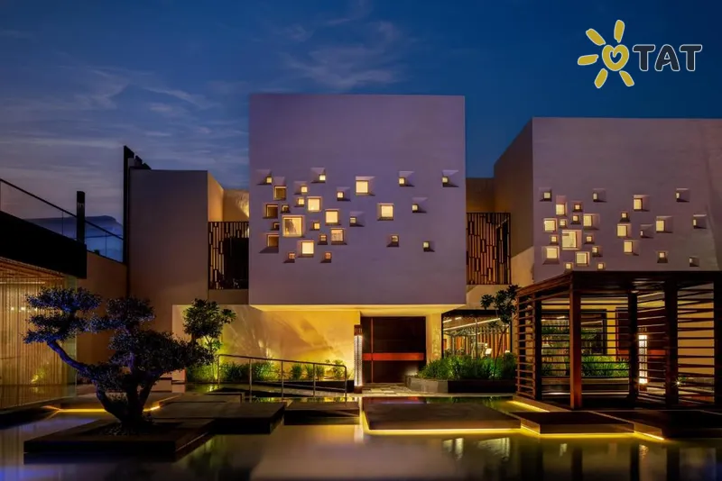 Фото отеля The Biltmore Hotel Villas 4* Дубай ОАЭ экстерьер и бассейны