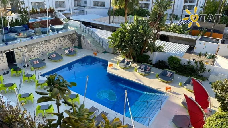 Фото отеля Essence Hotel Boutique 4* Коста Дель Соль Испания экстерьер и бассейны