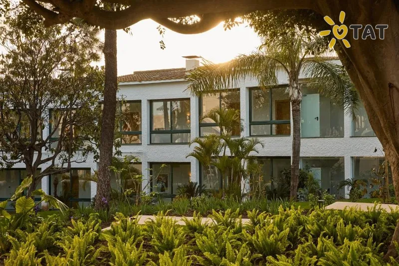 Фото отеля Los Monteros Hotel & Spa 5* Коста Дель Соль Испания экстерьер и бассейны